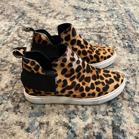 Steve Madden Leopard/Cheetah Print Wedge Sneakers, Size 9 - Picture 3 of 7